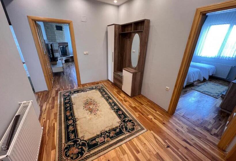 Апартаменты 1 Спальня Вид на Сад, Shen Home Life