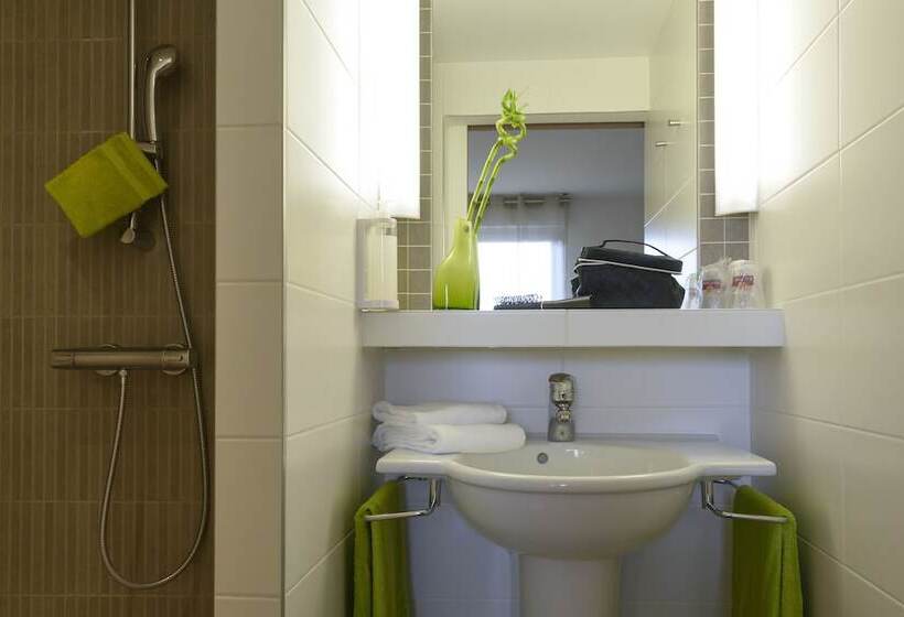 Номер Стандарт, Brit Hotel Reims Croix Blandin