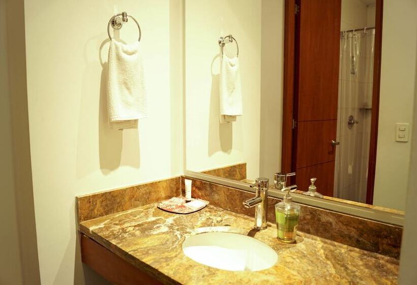 Номер Deluxe, Factory Green Bogotá