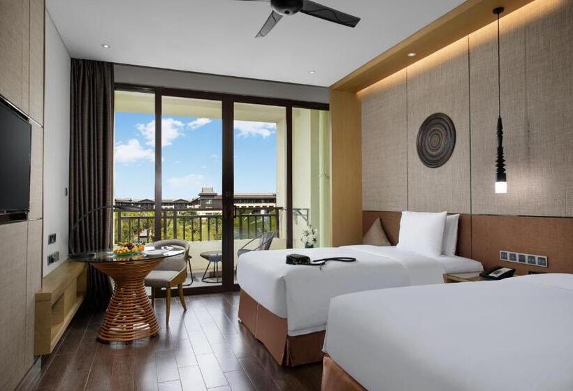 Номер Премиум, Pullman Resort Xishuangbanna