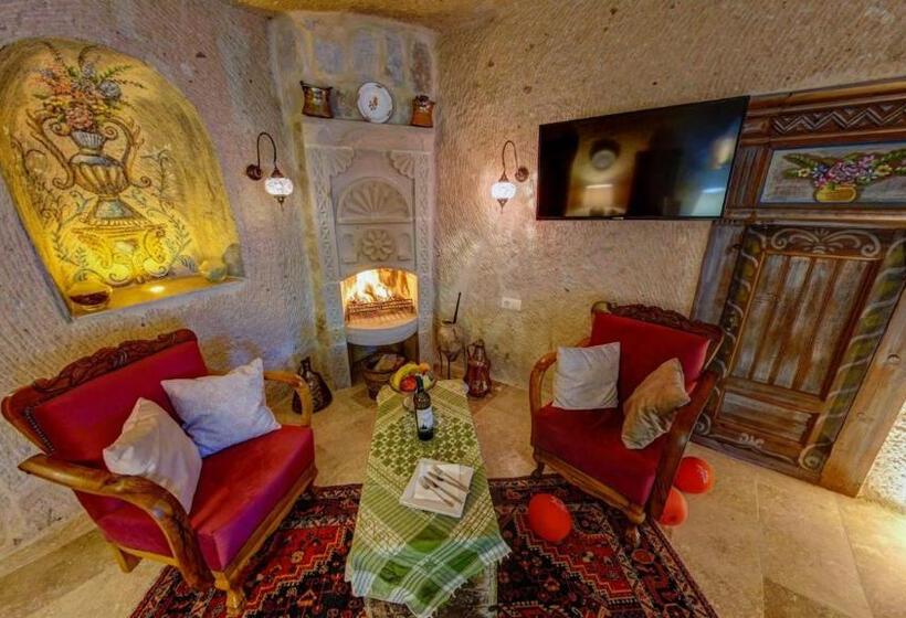 Президентский Люкс, Turkish Cave House