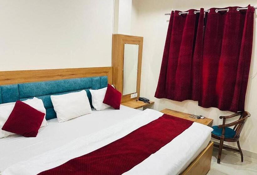 Номер Deluxe, Raj   Near Railway Station , Haridwar
