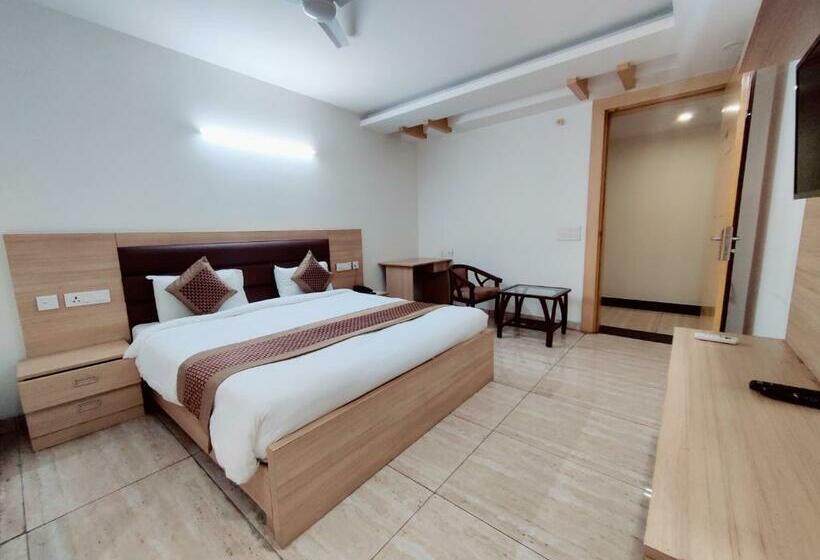 اتاق استاندارد, Blueneck Sec 47 Near Ikea Gmp Gurugram