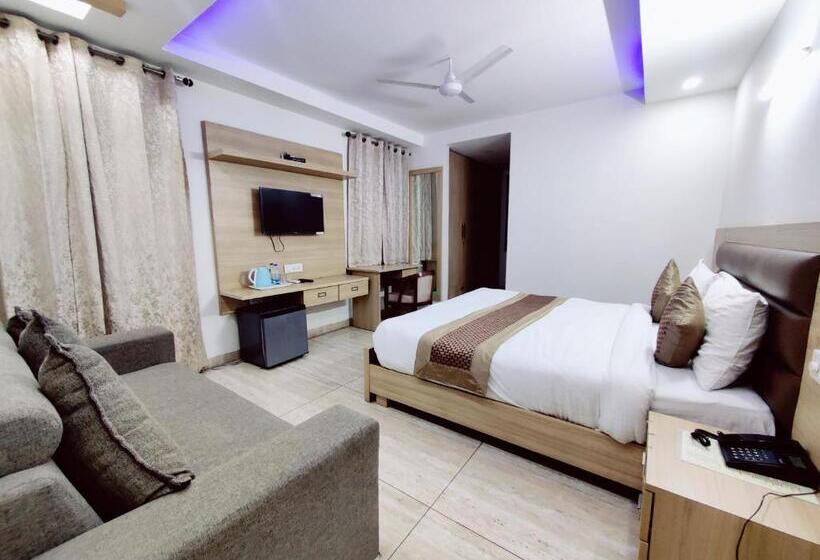اتاق استاندارد با تخت بزرگ, Blueneck Sec 47 Near Ikea Gmp Gurugram