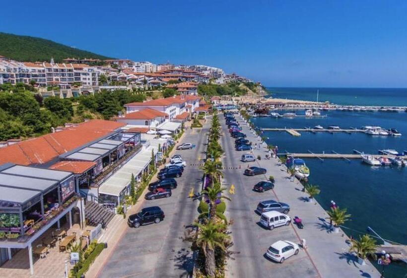 Апартаменты 1 Спальня с Террасой, Apartello⊛com Diamond   Private Apartments Near Marina Dinevi In Sveti Vlas