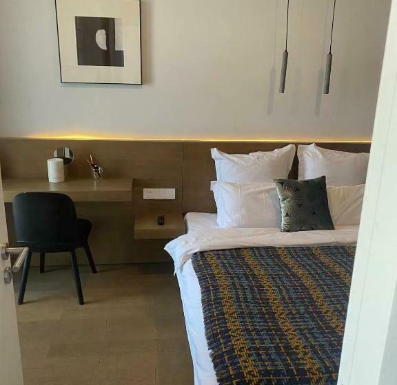 استودیوی لوکس, Base Pusan Serviced Apartment  Shanghai New International Expo Centre