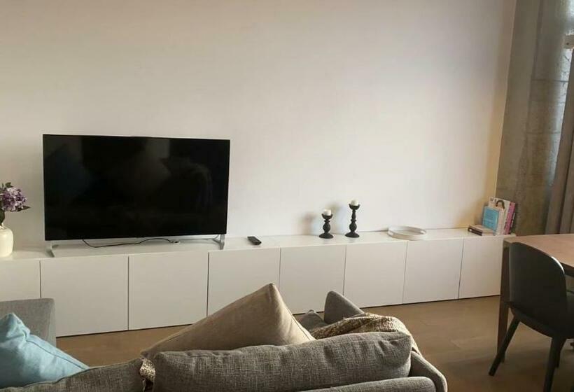 استودیوی لوکس, Base Pusan Serviced Apartment  Shanghai New International Expo Centre