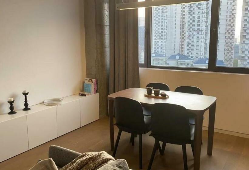 استودیوی لوکس, Base Pusan Serviced Apartment  Shanghai New International Expo Centre