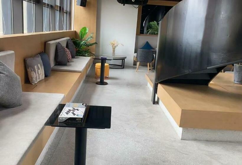 استودیوی لوکس, Base Pusan Serviced Apartment  Shanghai New International Expo Centre