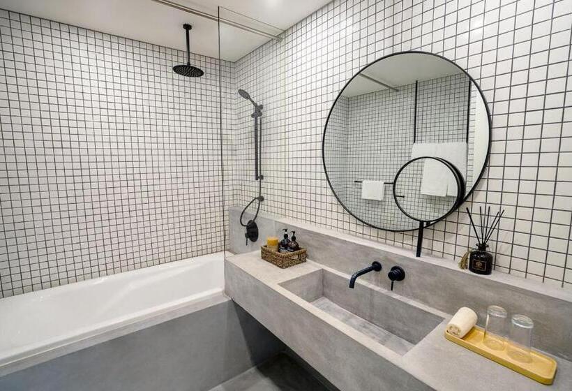 استودیو استاندارد با بالکن, Base Pusan Serviced Apartment  Shanghai New International Expo Centre