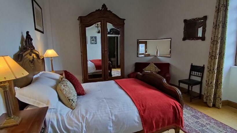 Номер Deluxe, Château De Chauvac   Chambres Et Table D Hôtes Avec Vue Sur La Rivière