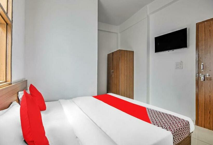 اتاق کلاسیک سه تخته, Flagship Dimond Hotel 2