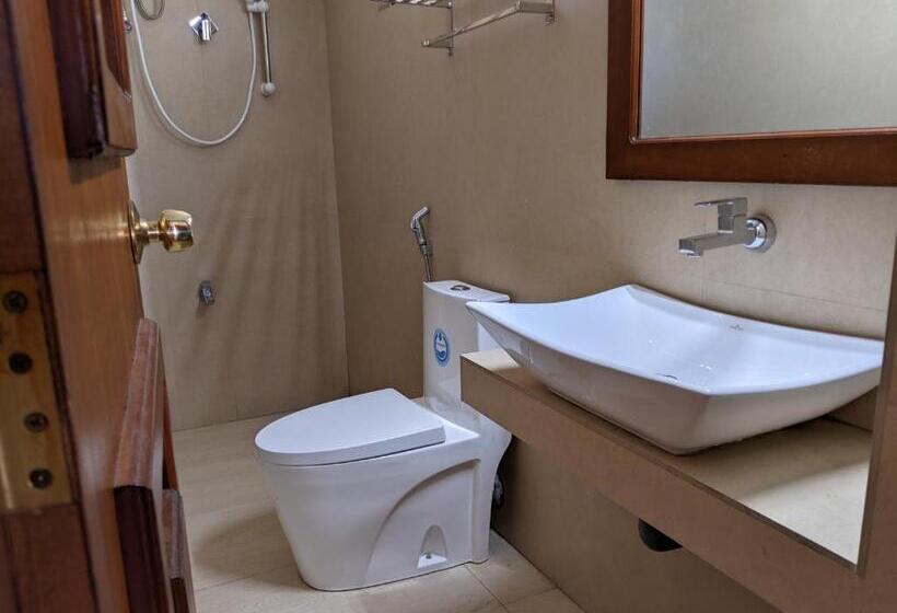 اتاق اکونومی, Sky View Villas