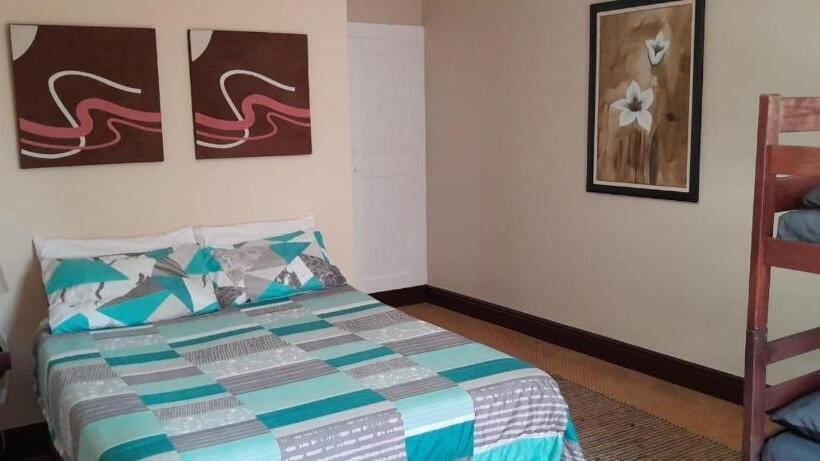 Семейный Номер Боковой Вид на Море, Twin Palms Accommodations