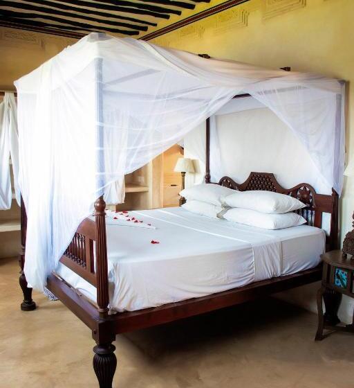اتاق استاندارد با چشم‌انداز استخر, Lamu House