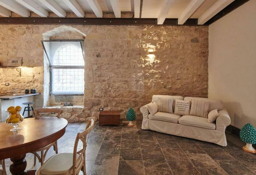 ویلای 1 خوابه, Villa Barone Alfieri   Pozzallo Rg