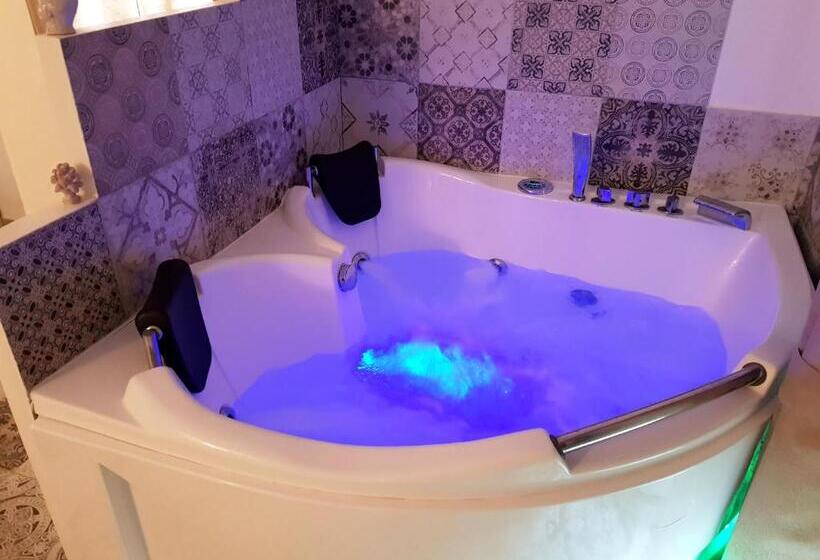자쿠지 스위트, B&b Triskèles