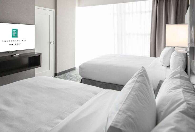 سوییت, Embassy Suites By Hilton Kansas City Olathe