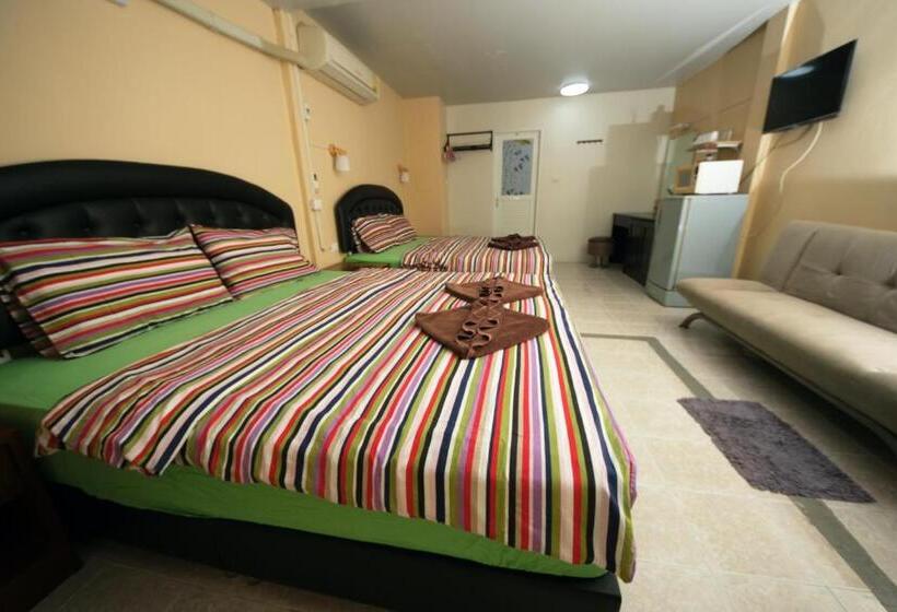 패밀리 룸, Pineapple Guesthouse