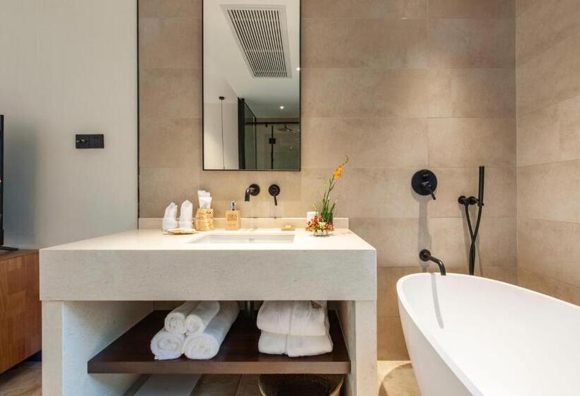 Quarto Familiar, Liangyun Ssaw Boutique