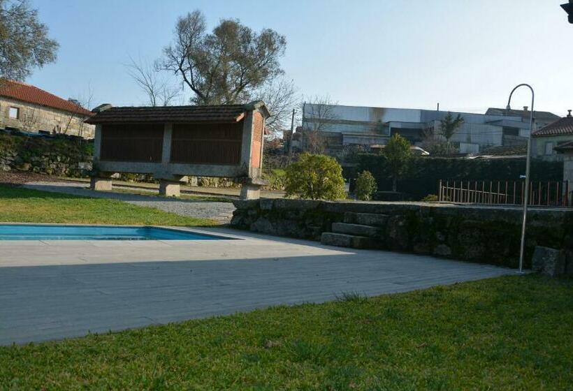 Дом 2 Спальни, Quinta Do Vale