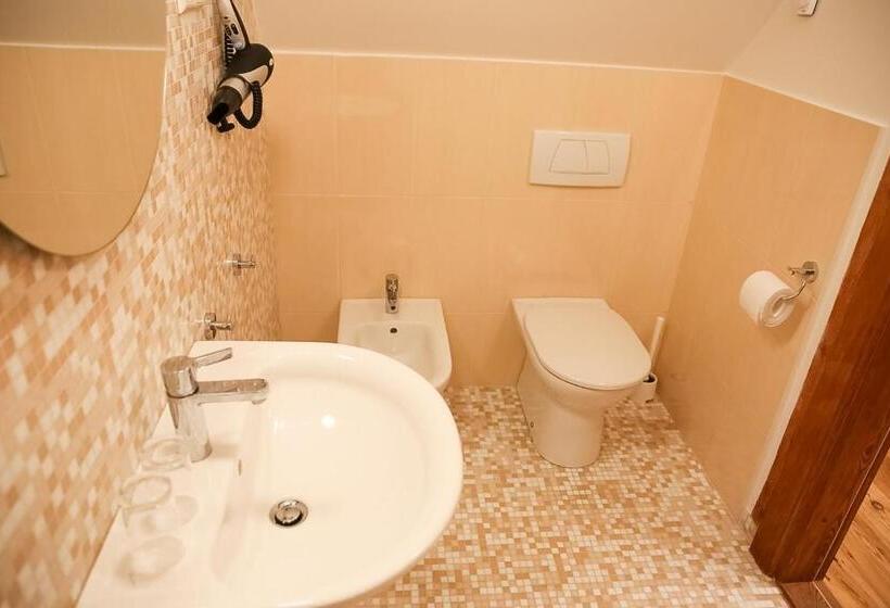 اتاق خانوادگی, Botique & Spa Hotel Berkenes Manor