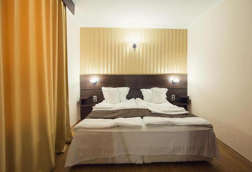 Студия Стандарт, Family Hotel Hebar
