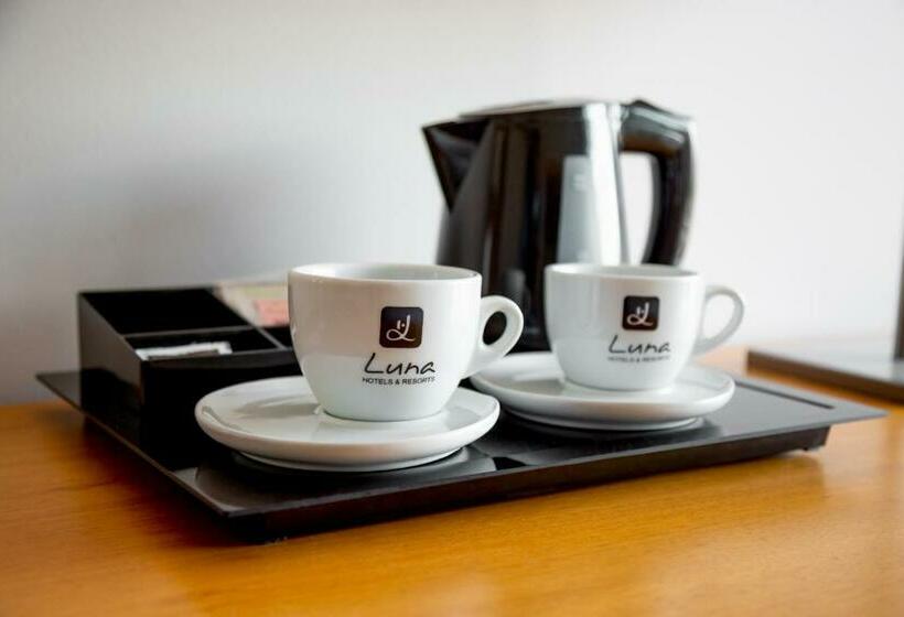 سوئیت جونیور با چشم‌انداز کوهستان, Luna Arcos Hotel Nature & Wellness