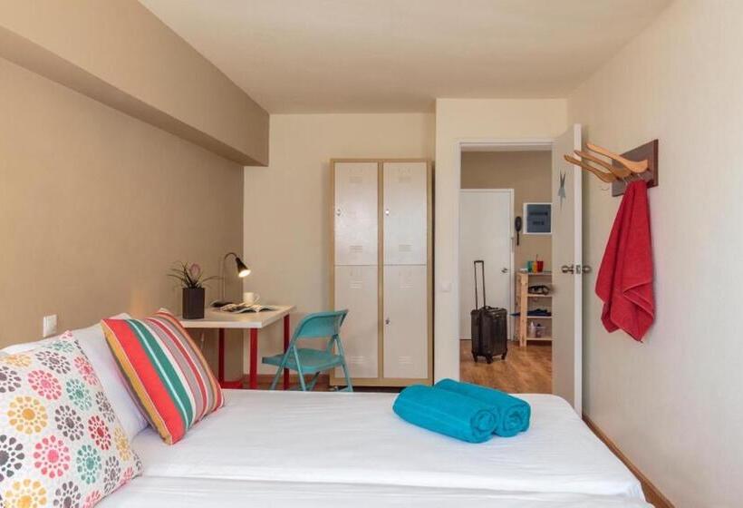 패밀리 룸, Stay Rhodes Hostel & Bar