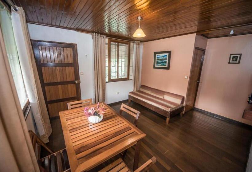بانگلوی استاندارد 2 خوابه, Manish Hotel Ecólogico