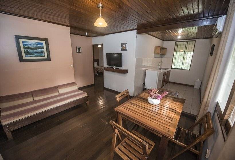 بانگلوی استاندارد 2 خوابه, Manish Hotel Ecólogico