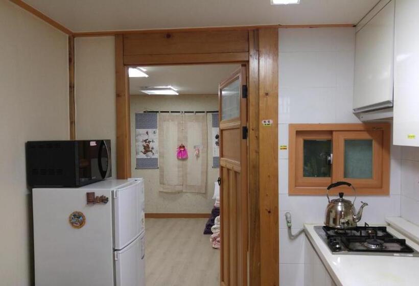 Quarto Familiar Clássico, Hanok Guesthouse Nuha