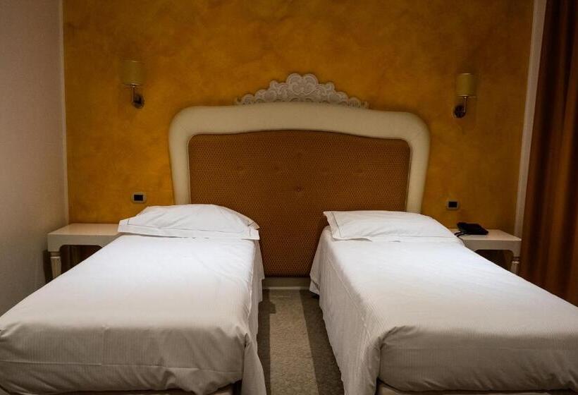 اتاق استاندارد یک نفره, Palace Hotel & Spa La Conchiglia D  Oro
