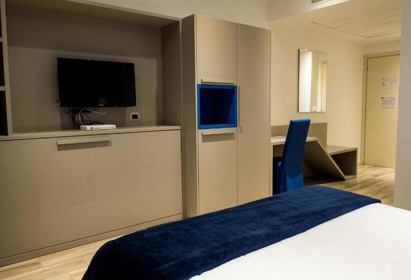 سوییت جونیور لوکس, Palace Hotel & Spa La Conchiglia D  Oro