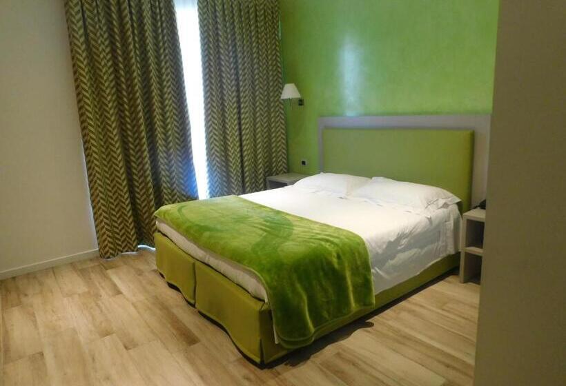 اتاق سوپریور سه تخته, Palace Hotel & Spa La Conchiglia D  Oro