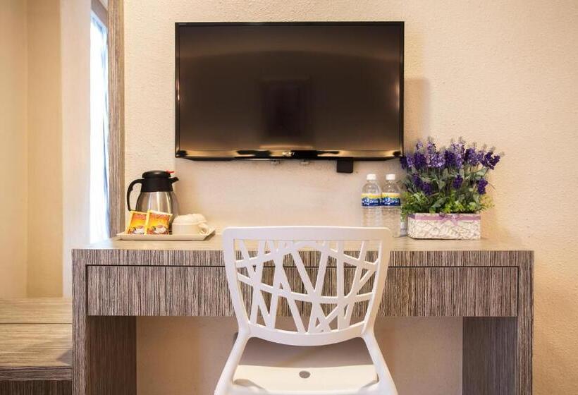 デラックスルーム, Lavender Inn Nusa Bestari