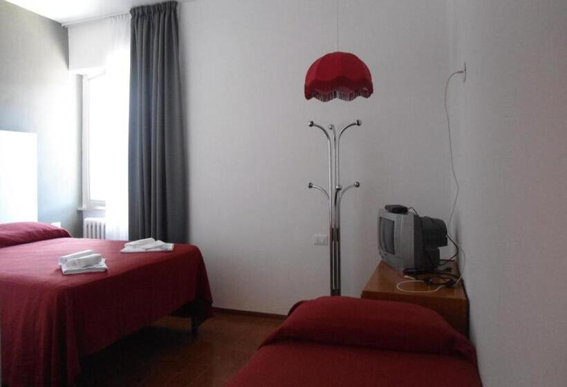 Номер Стандарт, Piccola Firenze