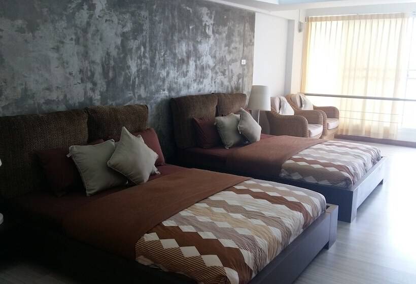 اتاق خانوادگی با چشم‌انداز دریا, Sammuk Resort
