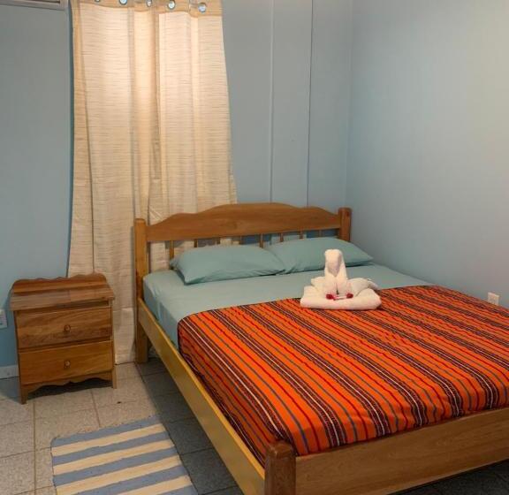 스탠다드 룸, Sandbar Beachfront Hostel & Restaurant