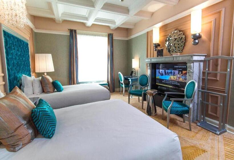 Номер Deluxe, Aria Hotel Budapest By Library Hotel Collection