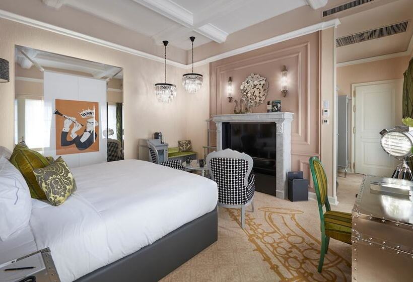Номер Deluxe, Aria Hotel Budapest By Library Hotel Collection