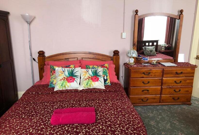 Стандартный внешний трехместный номер с ванной комнатой, Albany Foreshore Guest House