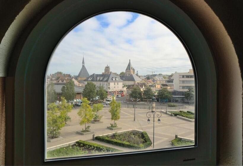 اتاق استاندارد سه نفره, B&b Hotel Dreux Centre