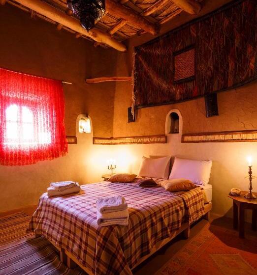 디럭스 4인 룸, Kasbah Tebi