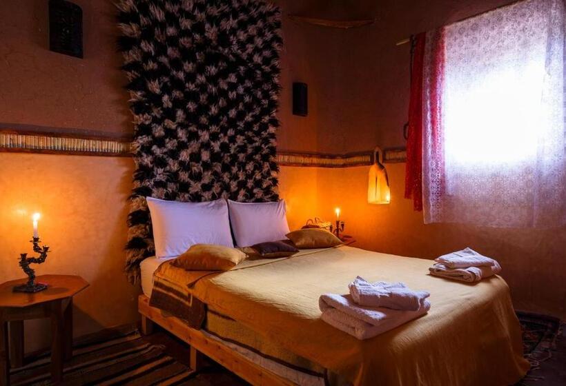 디럭스 패밀리 룸, Kasbah Tebi