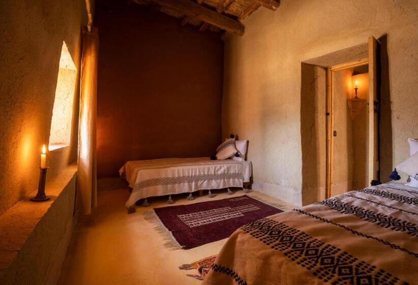 디럭스 4인 룸, Kasbah Tebi
