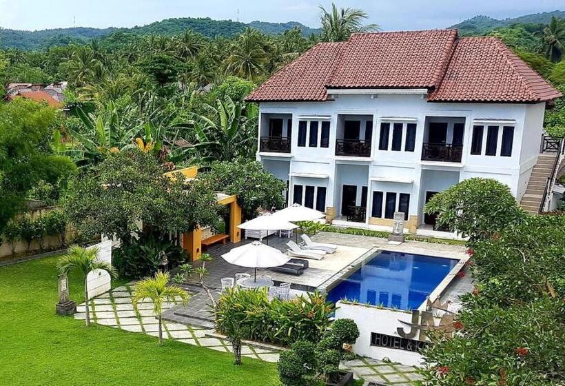 Номер Superior Вид на Бассейн, Jm Hotel Kuta Lombok