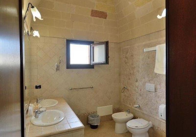 اتاق استاندارد سه نفره, Masseria Tenuta Quintino