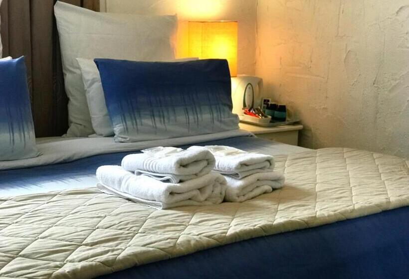 Номер Стандарт, Athenian Villa