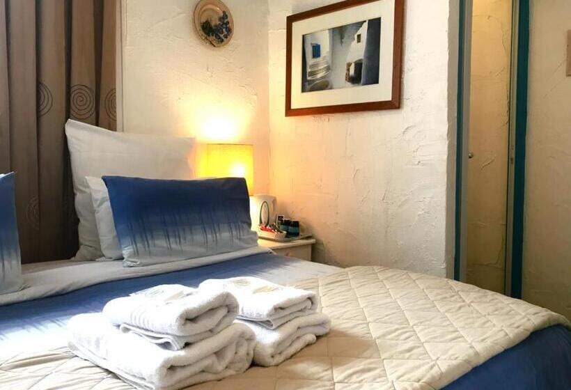 Номер Стандарт, Athenian Villa